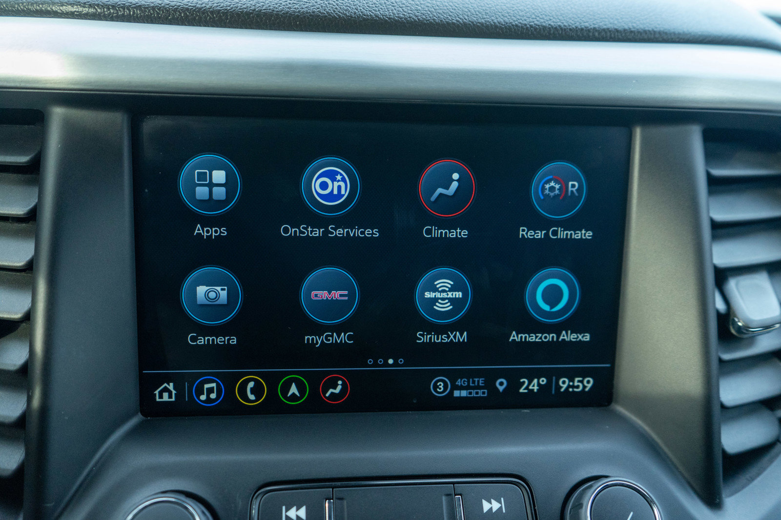 Used 2023 GMC Acadia SLT w/ Preferred Package image 17