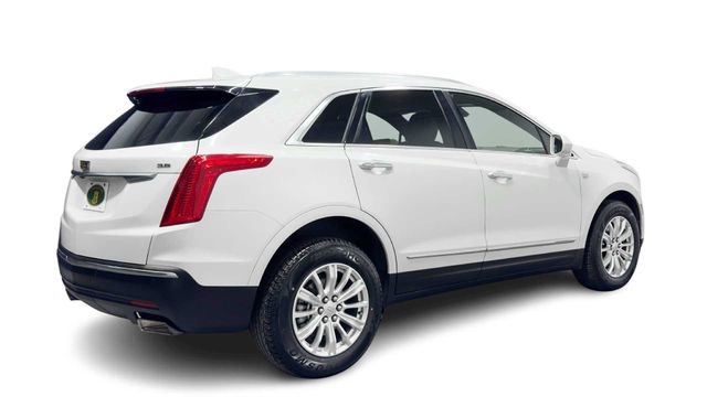 Used 2019 Cadillac XT5 FWD image 2