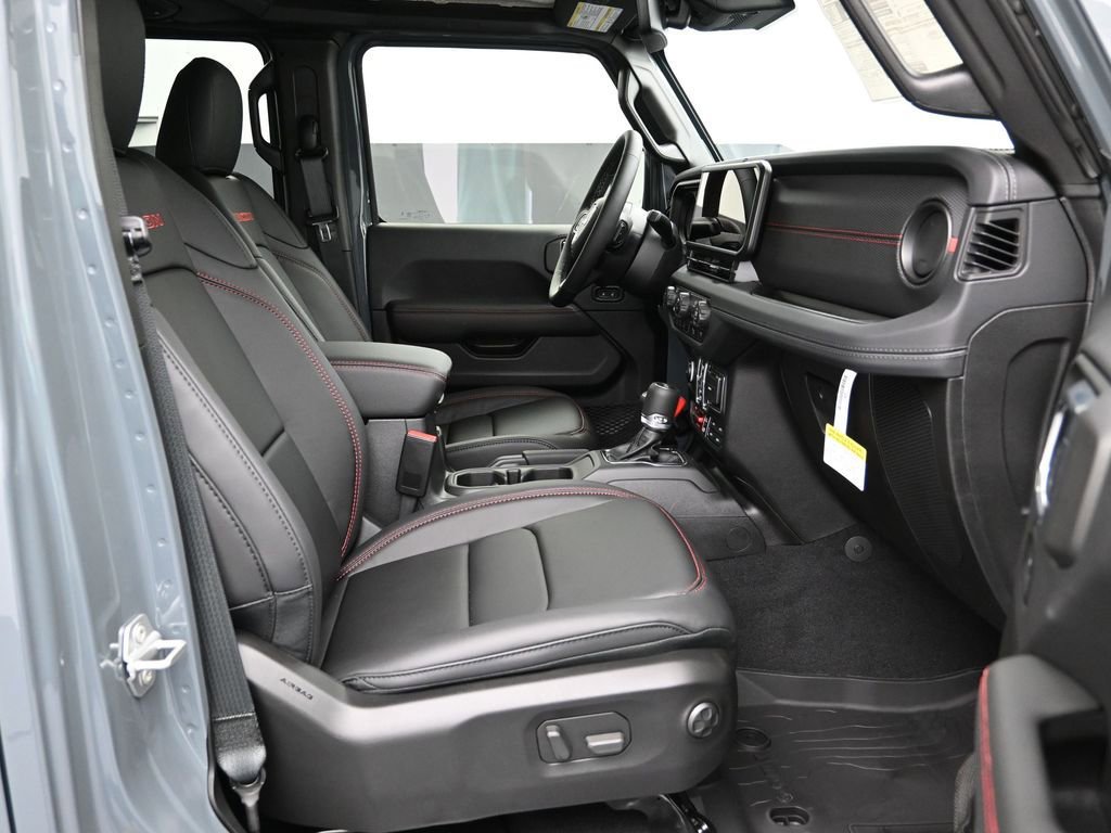New 2025 Jeep Wrangler Unlimited Rubicon image 25