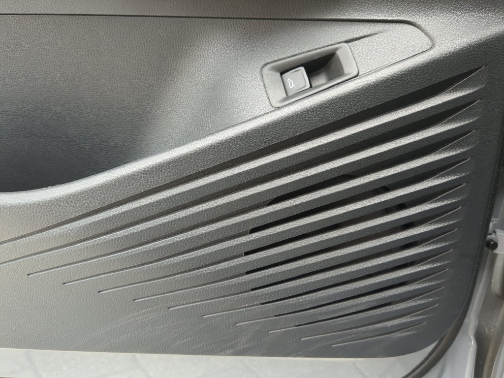 Certified 2022 Volkswagen ID.4 Pro S RWD image 19