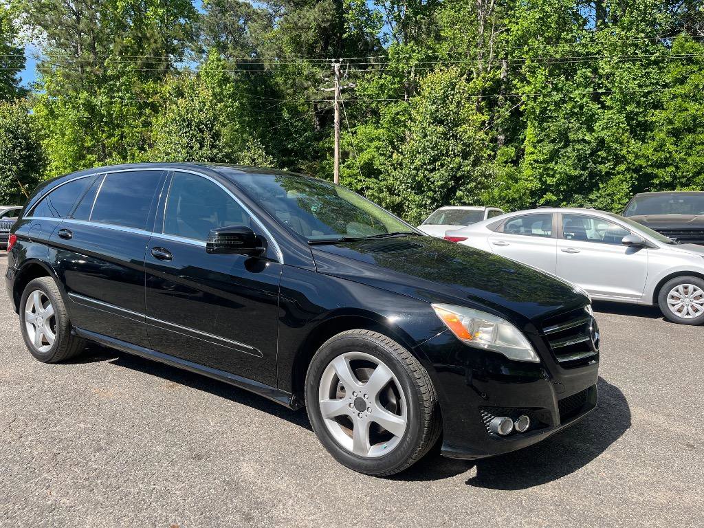 Used 2011 Mercedes-Benz R 350 4MATIC image 12