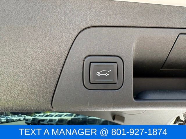 Used 2023 Buick Envision Avenir AWD/4WD image 11