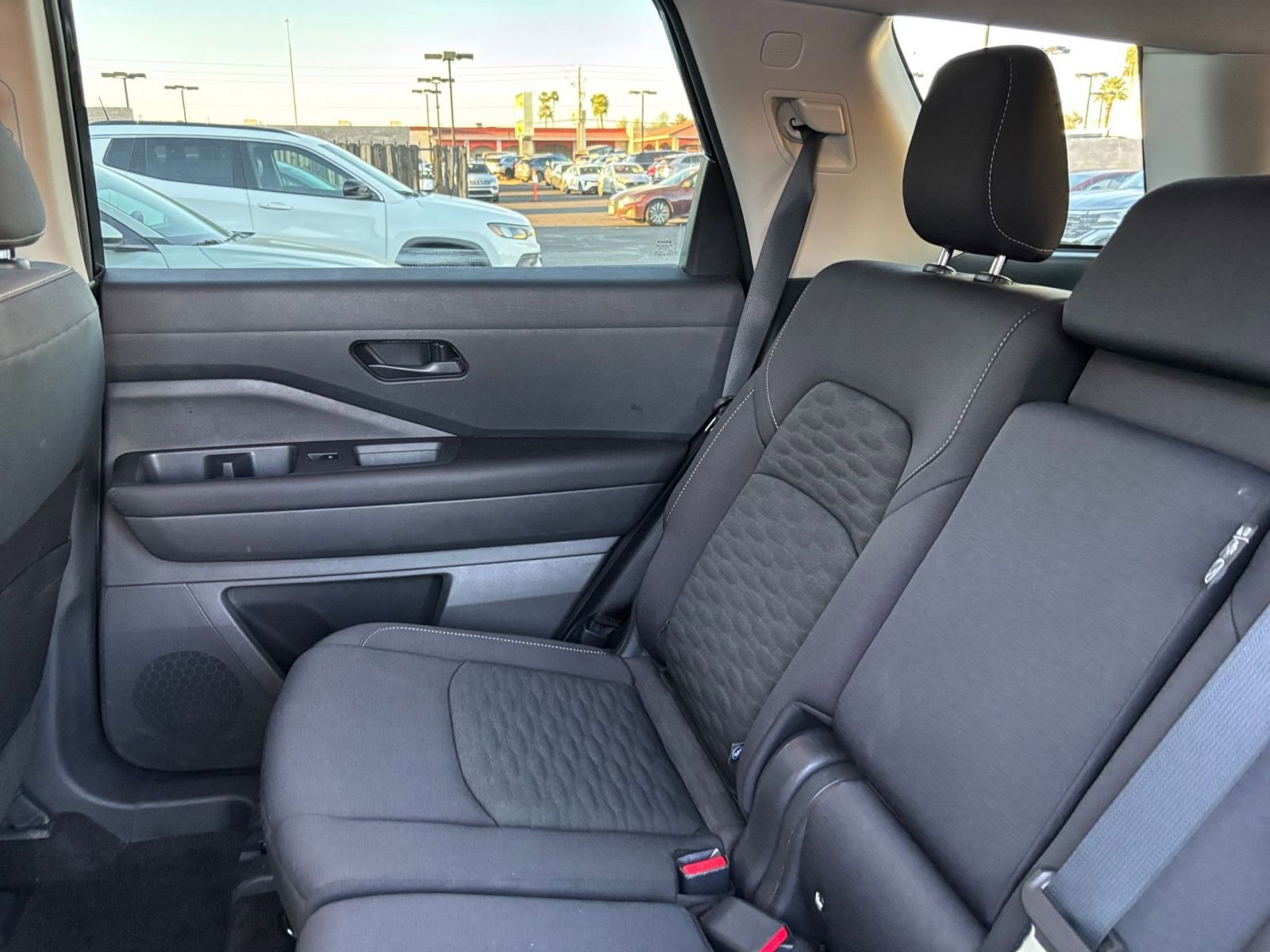 Used 2025 Nissan Pathfinder SV AWD/4WD image 42