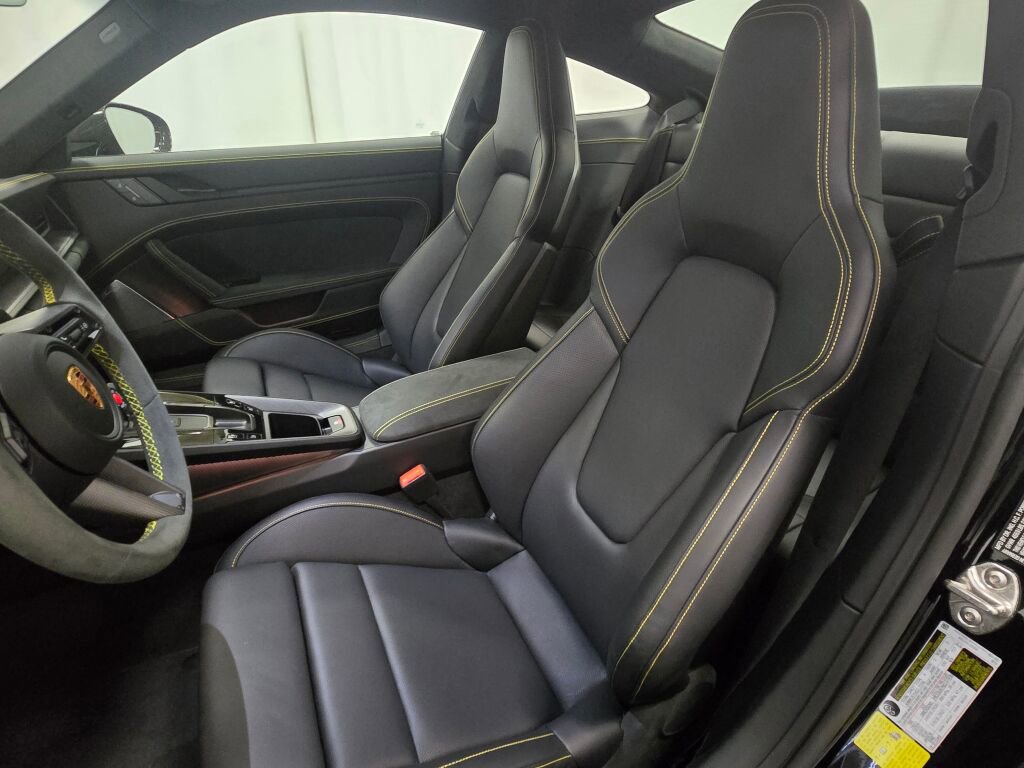 Certified 2025 Porsche 911 Carrera 4 GTS image 5
