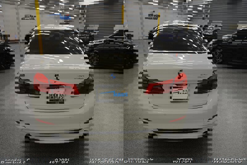 Used 2020 BMW 530e image 10