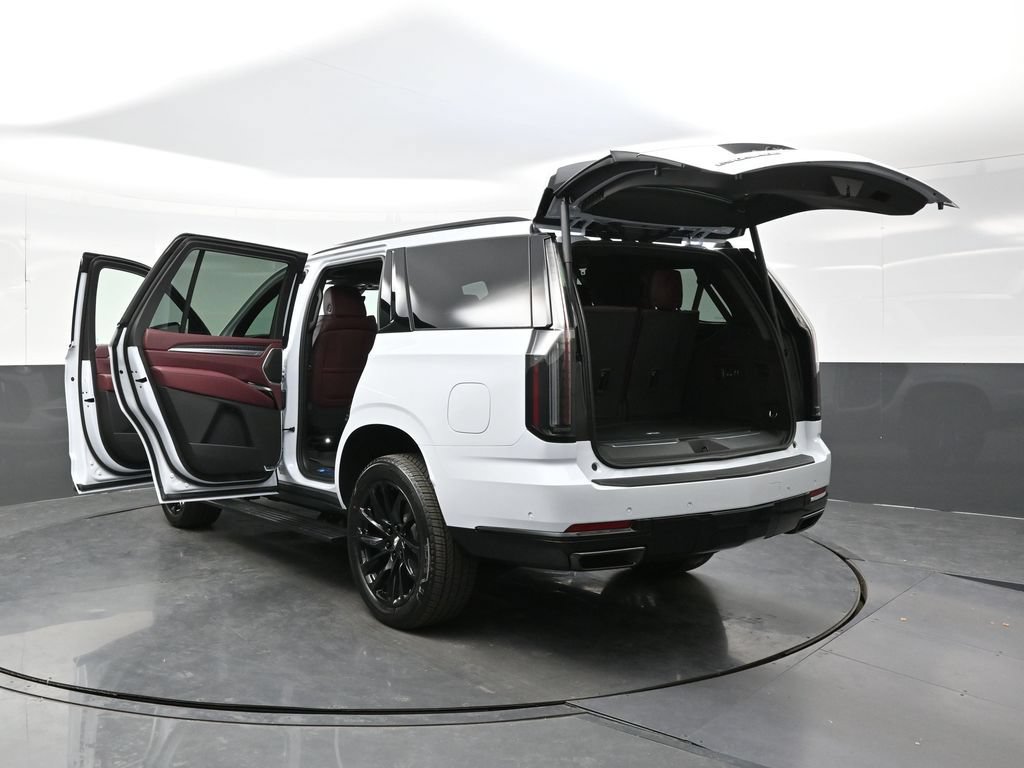 New 2026 Cadillac Escalade Sport w/ LPO, ONYX Package AWD/4WD image 44