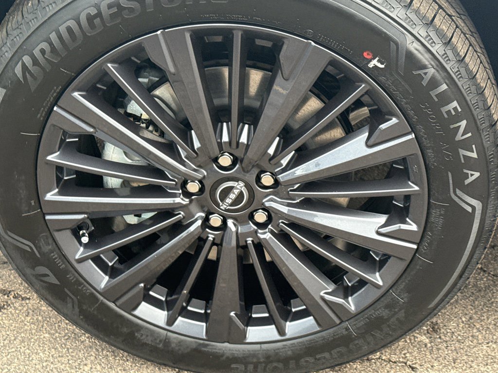 New 2026 Nissan Pathfinder SL image 9