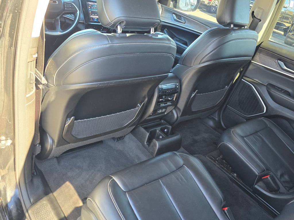 Used 2021 Jeep Grand Cherokee L Limited image 25