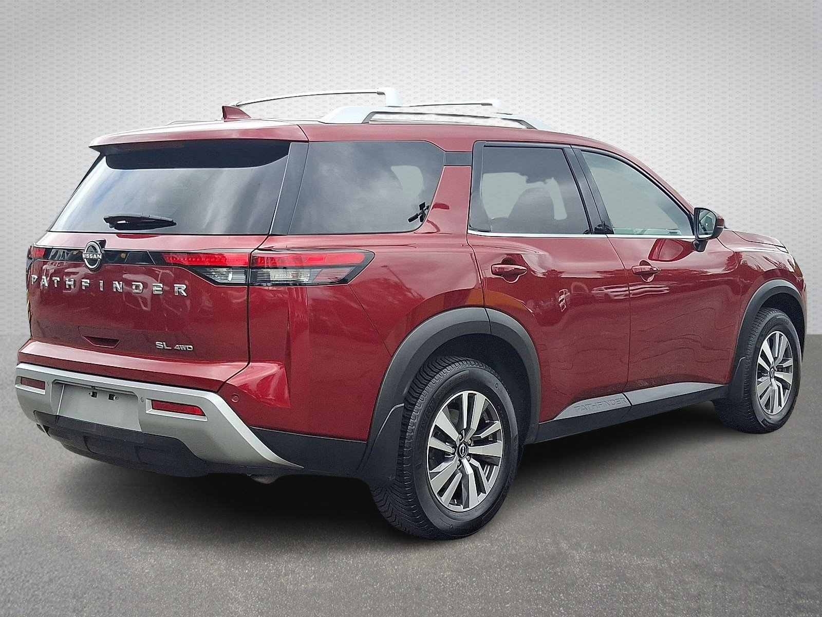 Used 2022 Nissan Pathfinder SL image 6