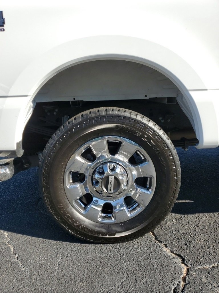 Used 2025 Ford F250 Lariat w/ Chrome Package image 34