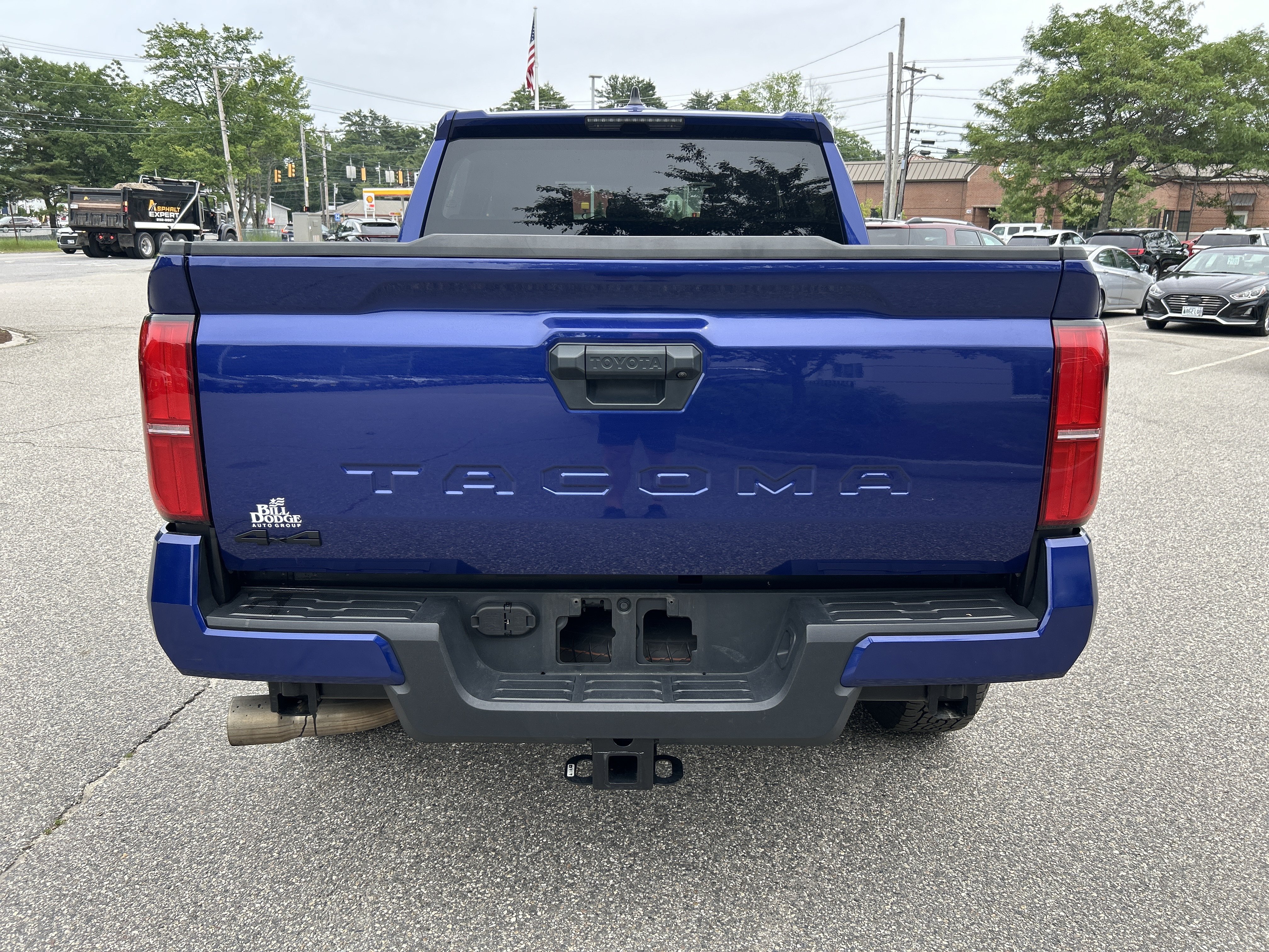 Used 2024 Toyota Tacoma TRD Off-Road AWD/4WD image 6
