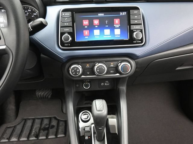 New 2025 Nissan Versa SV w/ Trunk Package FWD image 11