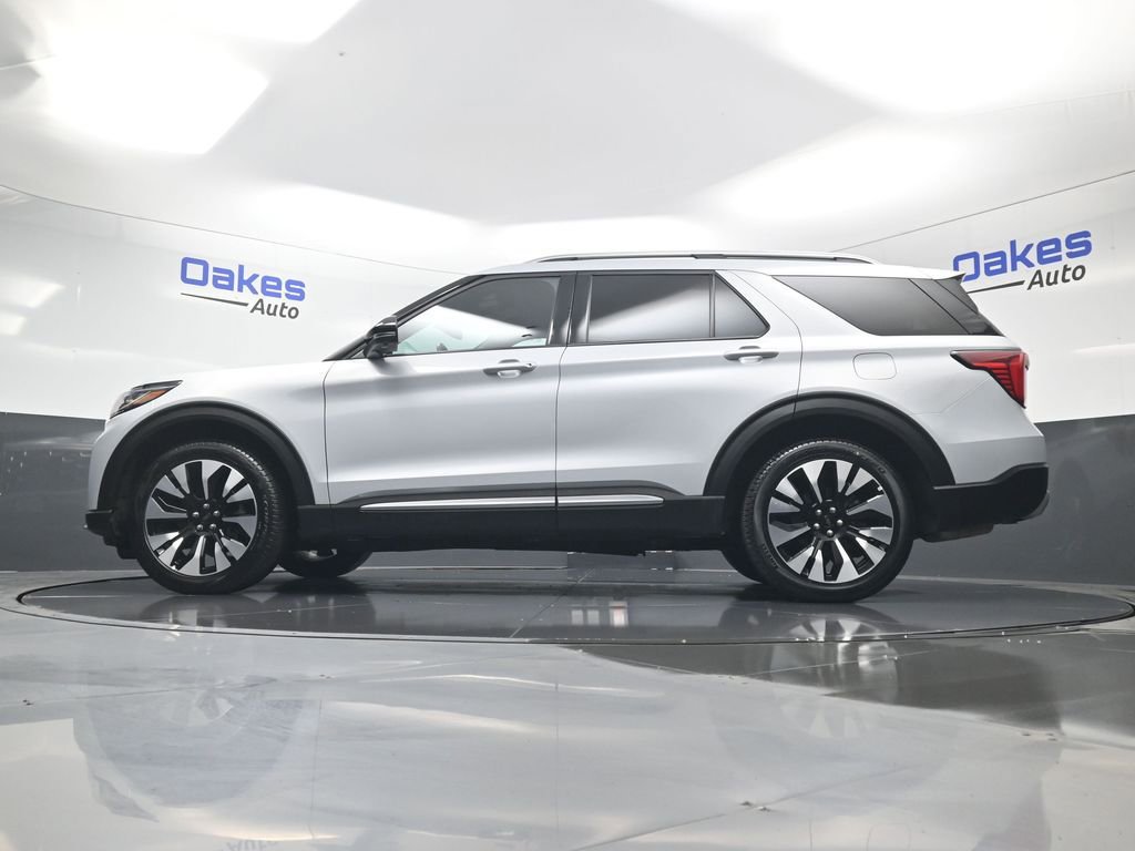 Used 2025 Ford Explorer Platinum w/ LUX Leather Package image 47