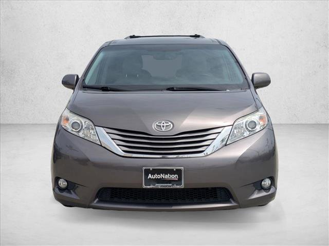 Used 2016 Toyota Sienna XLE w/ XLE Navigation Package image 2