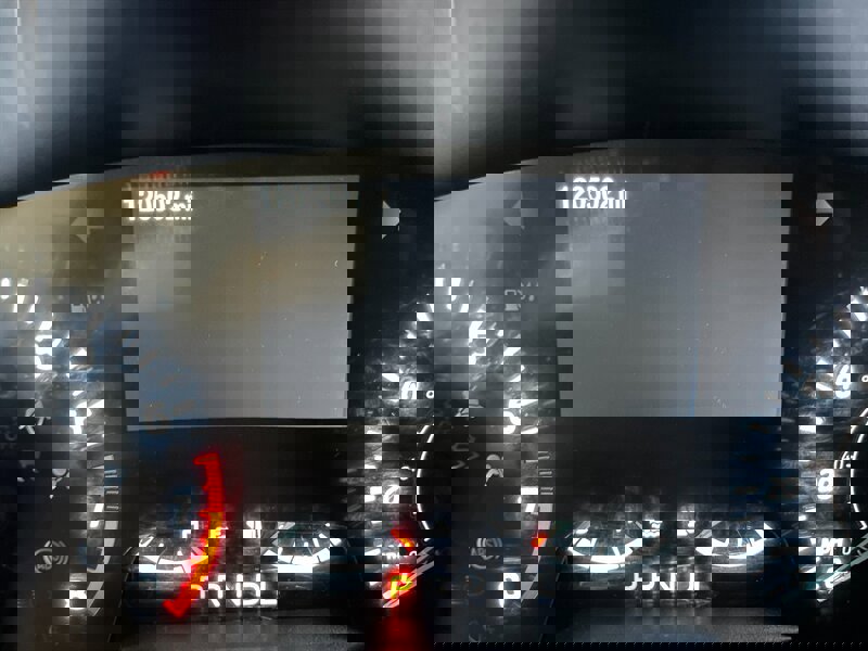 Used 2020 Ford Escape SE image 9