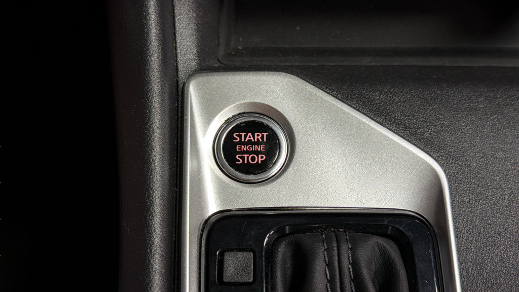 Used 2025 Nissan Altima 2.5 SV FWD image 30