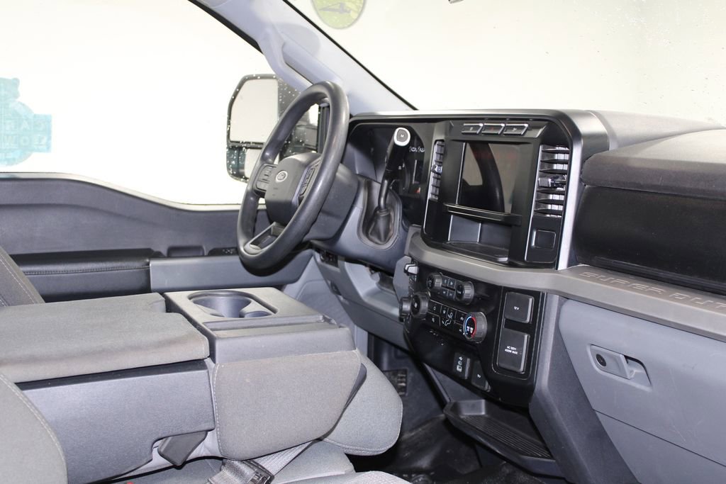 Used 2024 Ford F250 XLT image 32