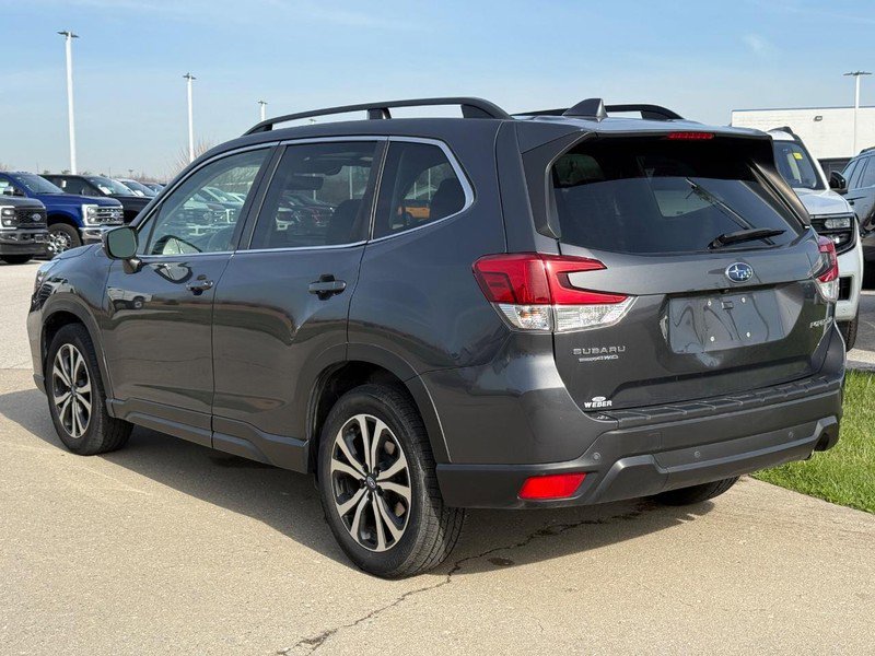Used 2021 Subaru Forester Limited image 3