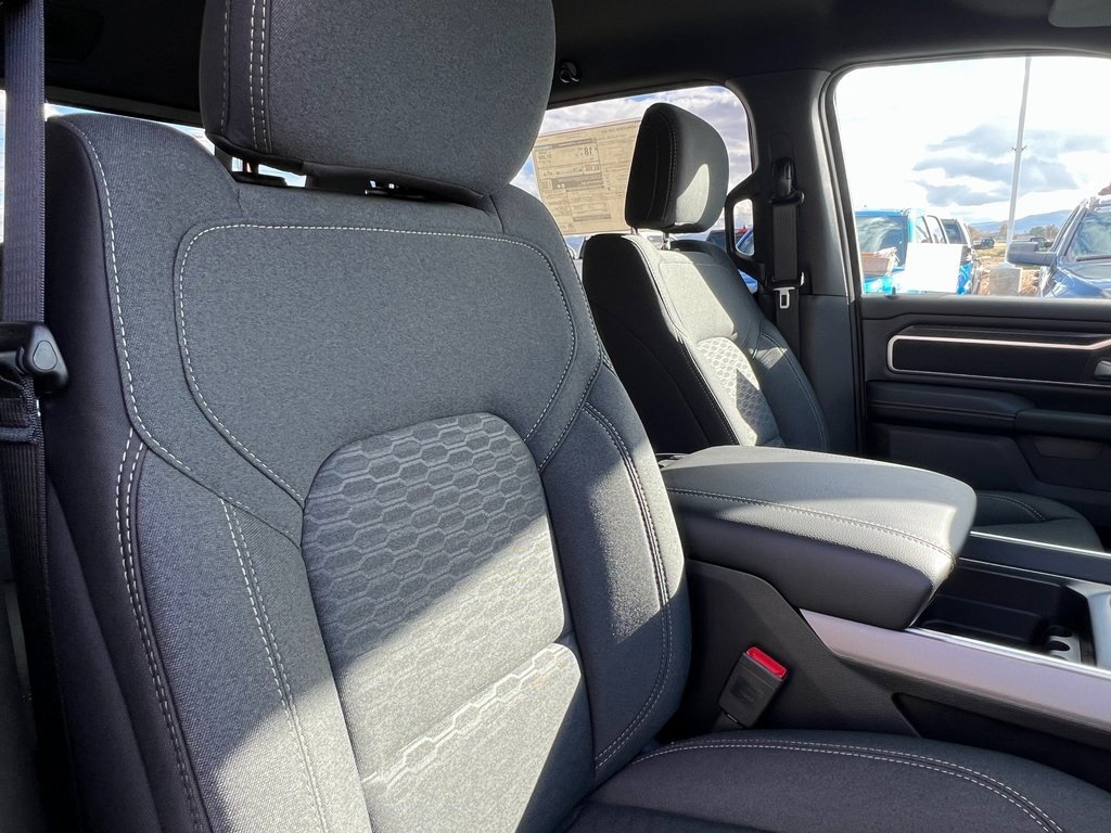New 2026 RAM 1500 4x4 Crew Cab image 13