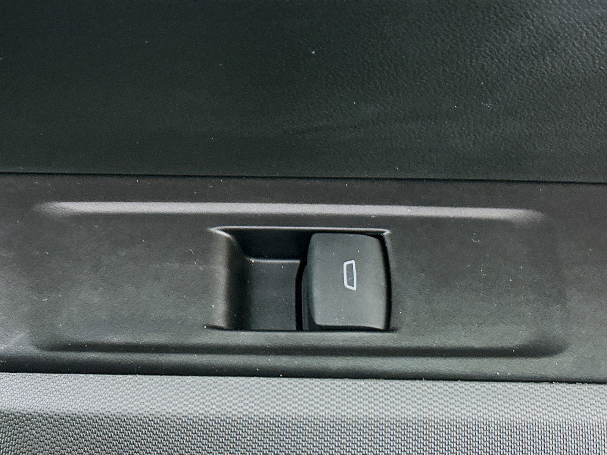 Used 2024 Chevrolet Colorado W/T image 29