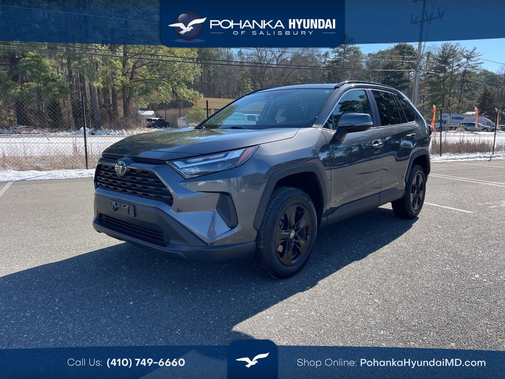 Used 2024 Toyota RAV4 XLE w/ Convenience Package image 1