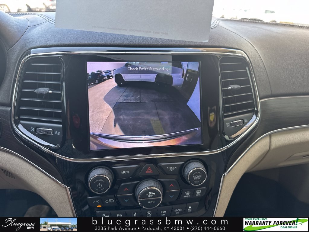 Used 2020 Jeep Grand Cherokee Overland AWD/4WD image 19
