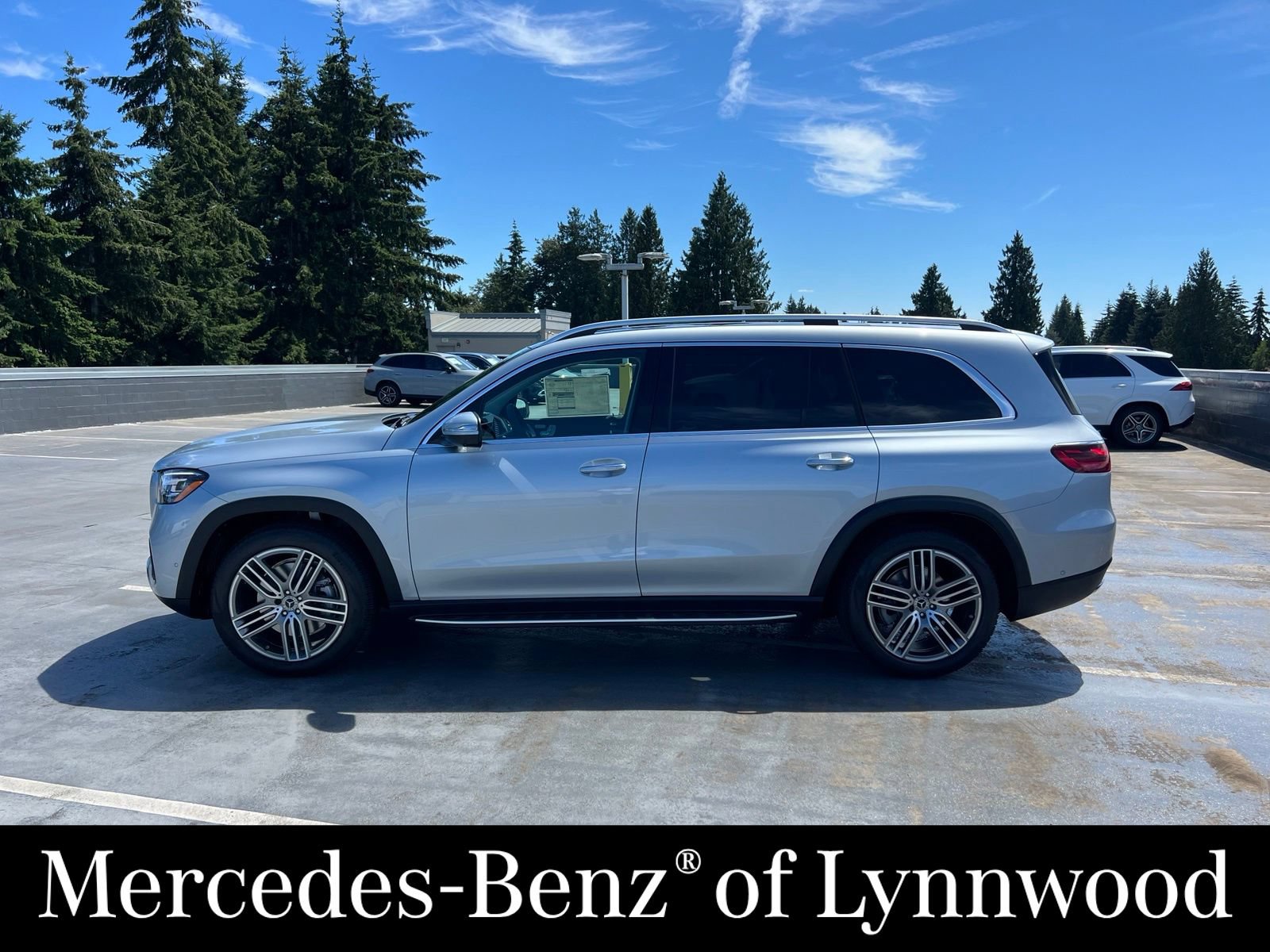 New 2026 Mercedes-Benz GLS 450 4MATIC image 6