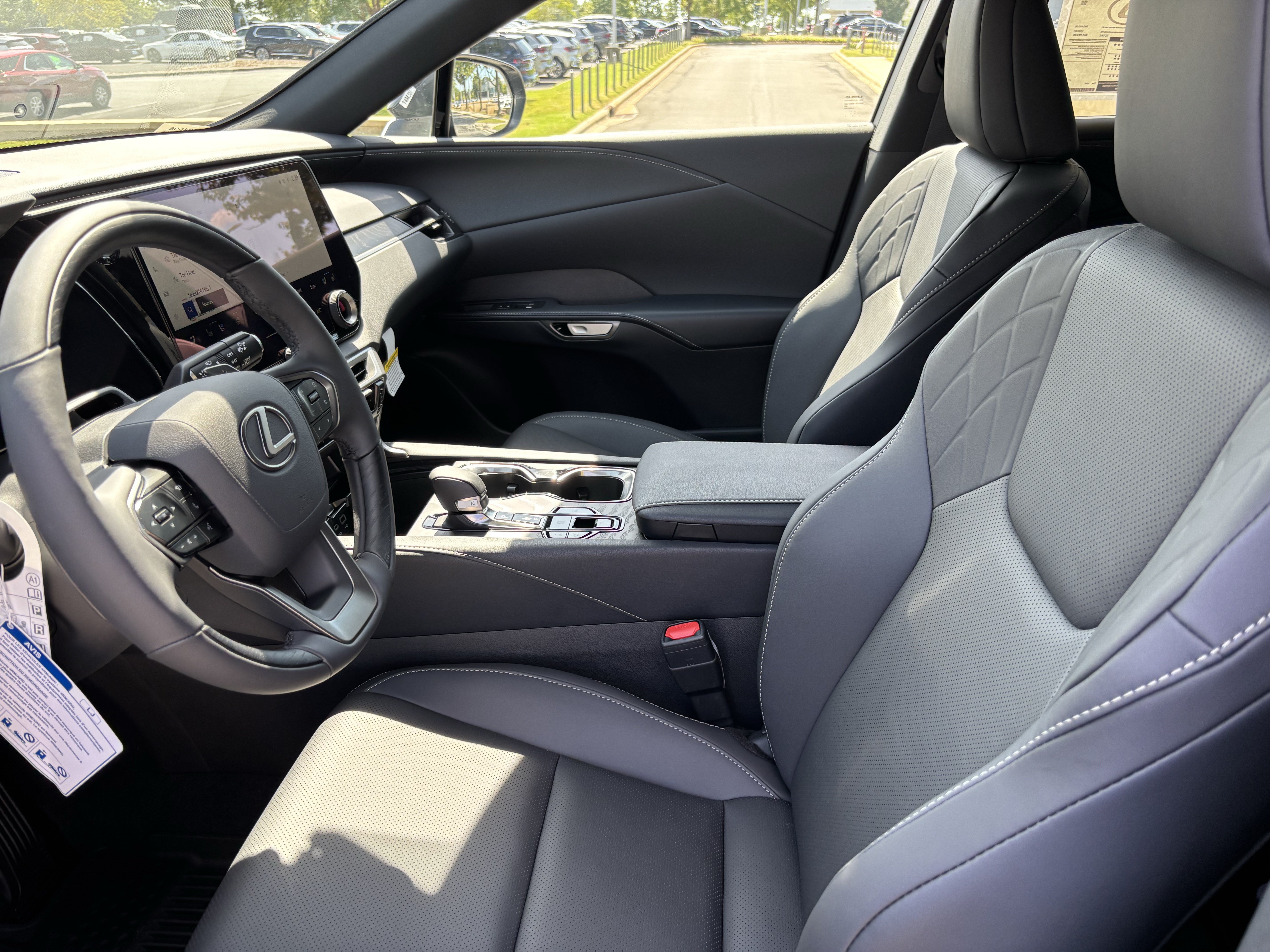 New 2026 Lexus RX 350h w/ Convenience Package AWD/4WD image 15