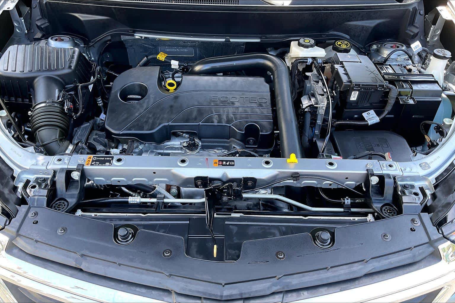 Used 2024 Chevrolet Equinox LS w/ LS Convenience Package FWD image 11