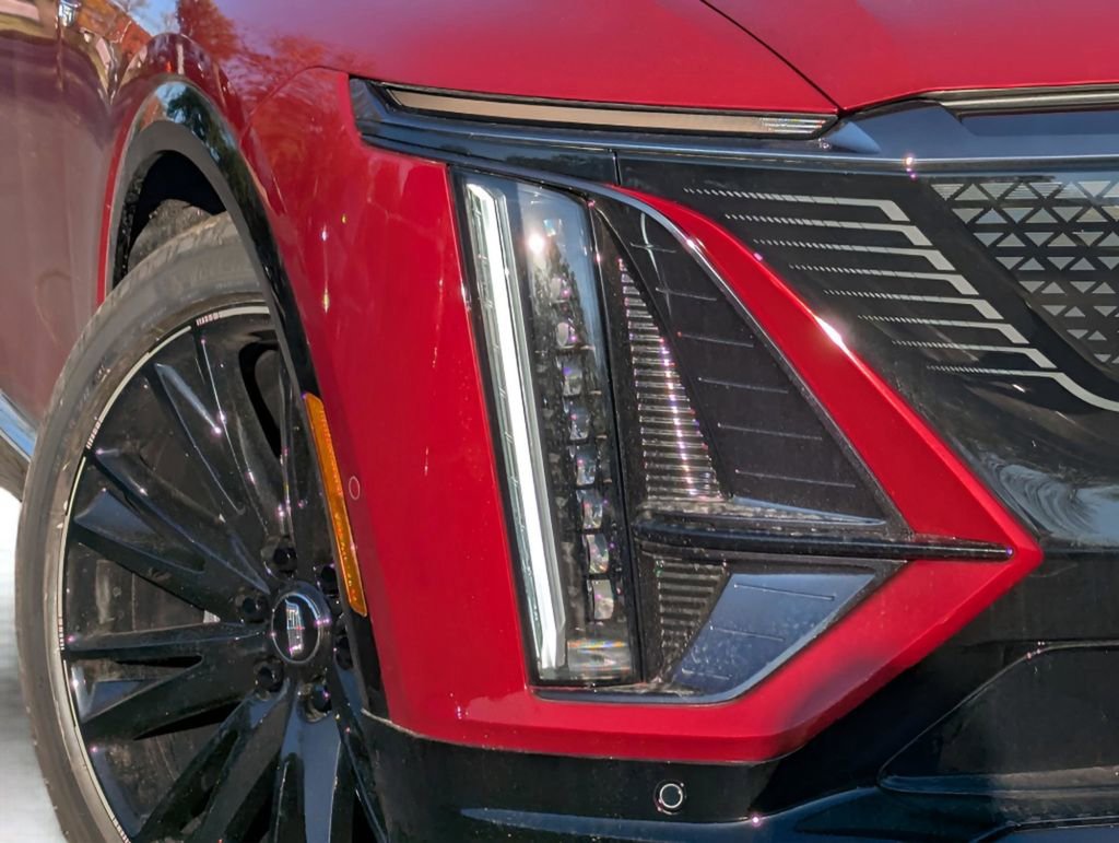 New 2025 Cadillac Lyriq Sport w/ Nappa Leather Package image 21