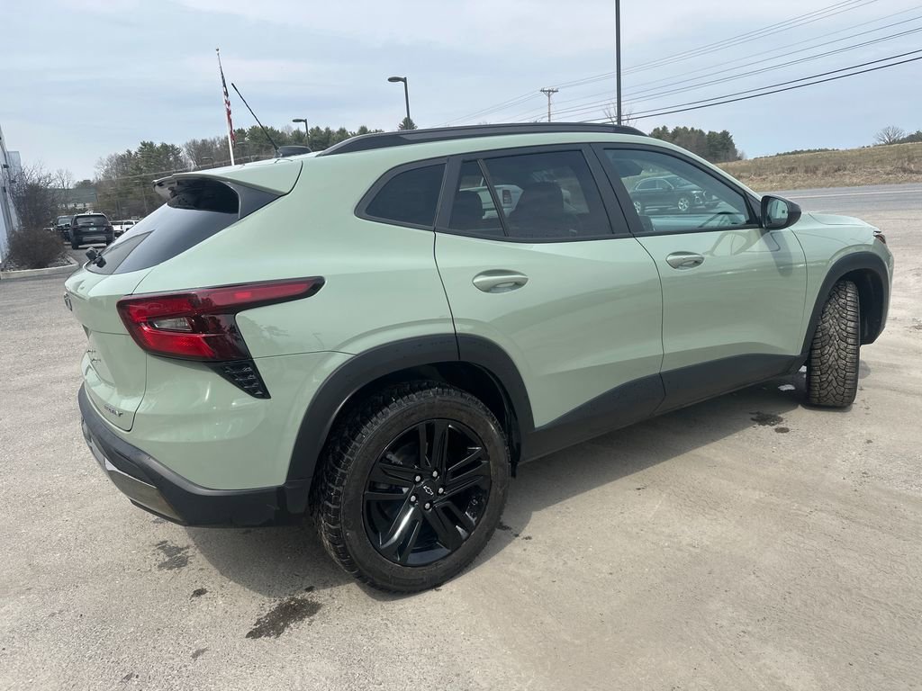 Used 2024 Chevrolet Trax ACTIV image 5