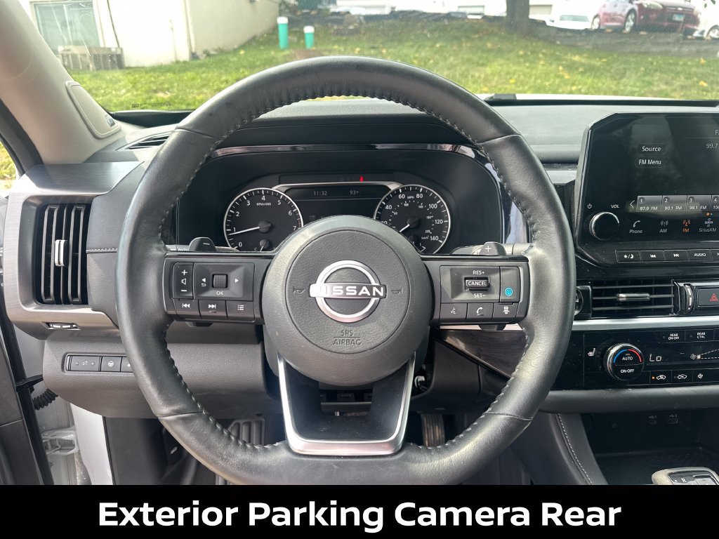 Certified 2025 Nissan Pathfinder SL w/ SL Premium Package AWD/4WD image 16