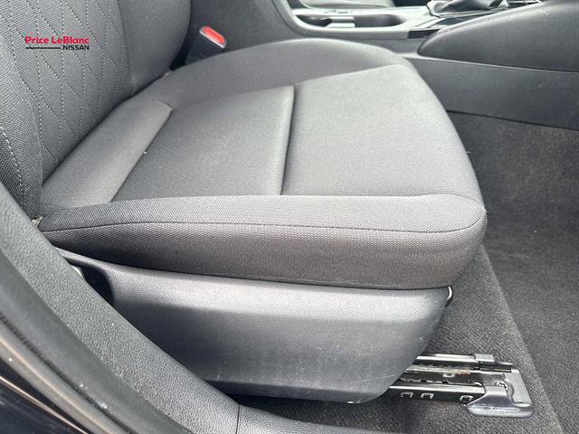 Used 2024 Toyota Corolla LE FWD image 11