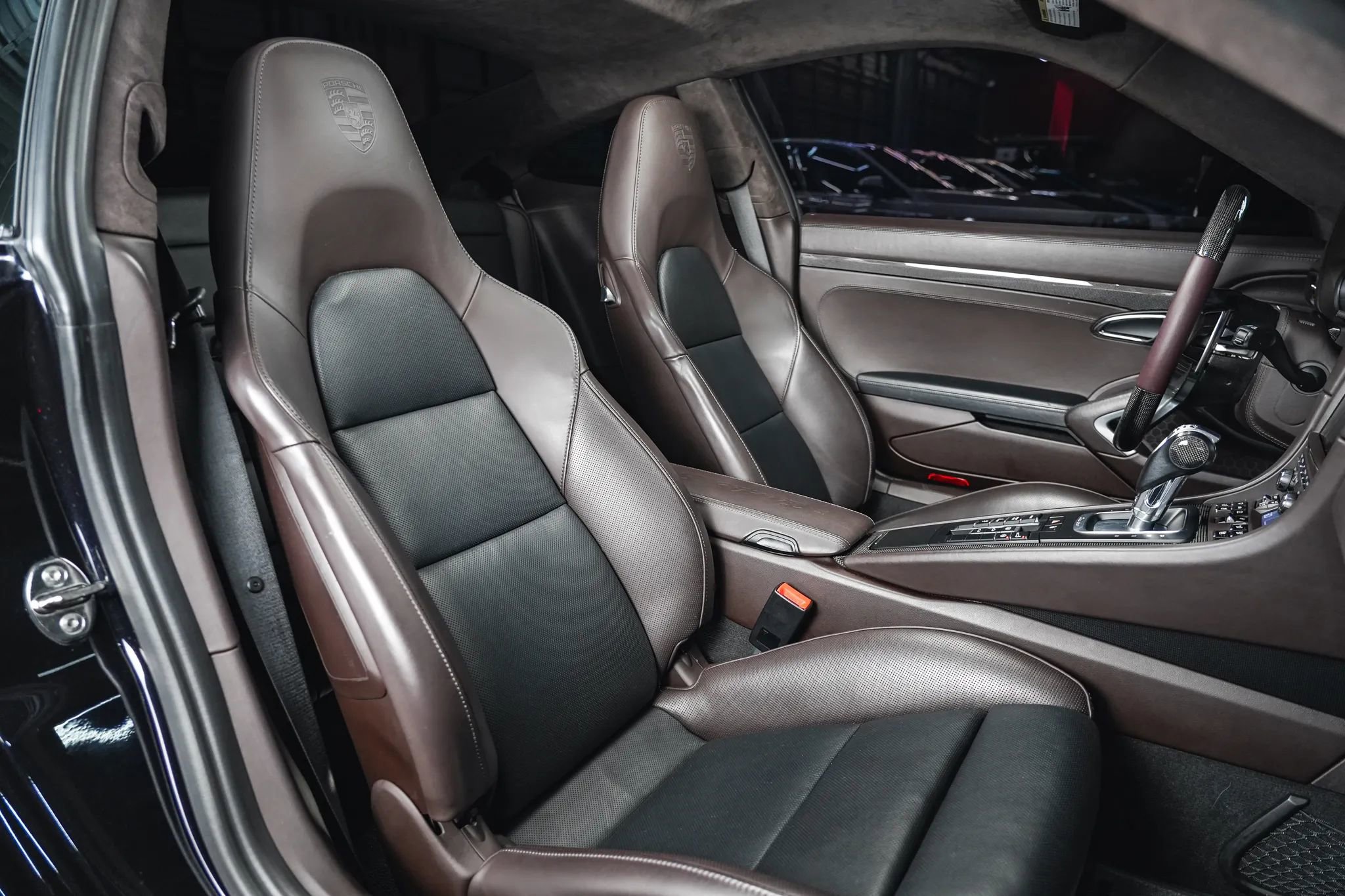 Used 2015 Porsche 911 Turbo S AWD/4WD image 55