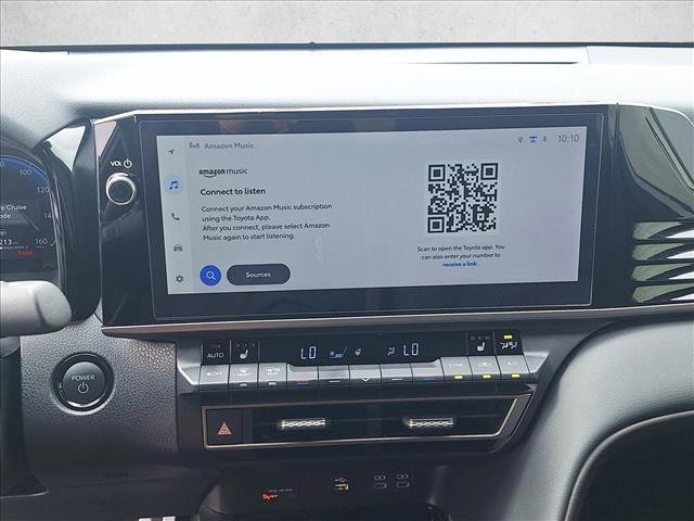 Used 2025 Toyota Camry XSE FWD image 11