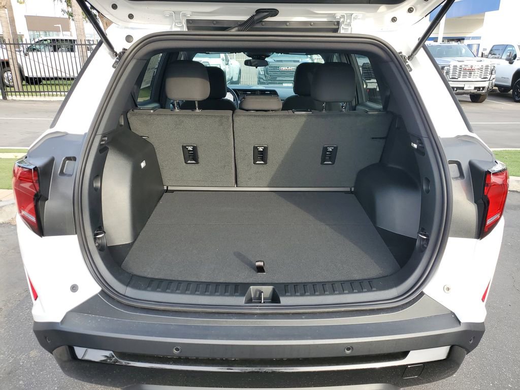 New 2026 GMC Terrain Elevation w/ Black Edition image 7