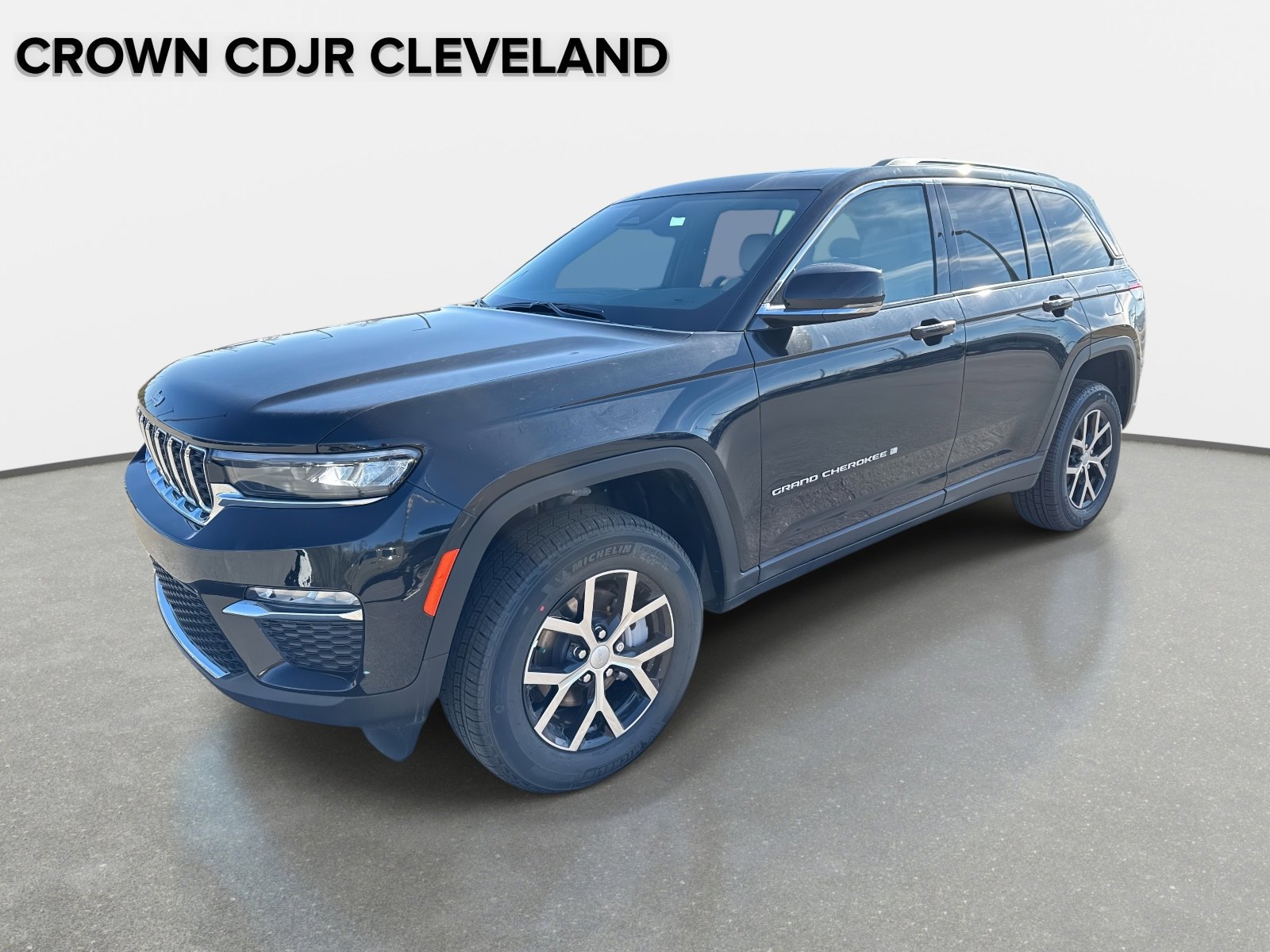 New 2025 Jeep Grand Cherokee Limited AWD/4WD image 8