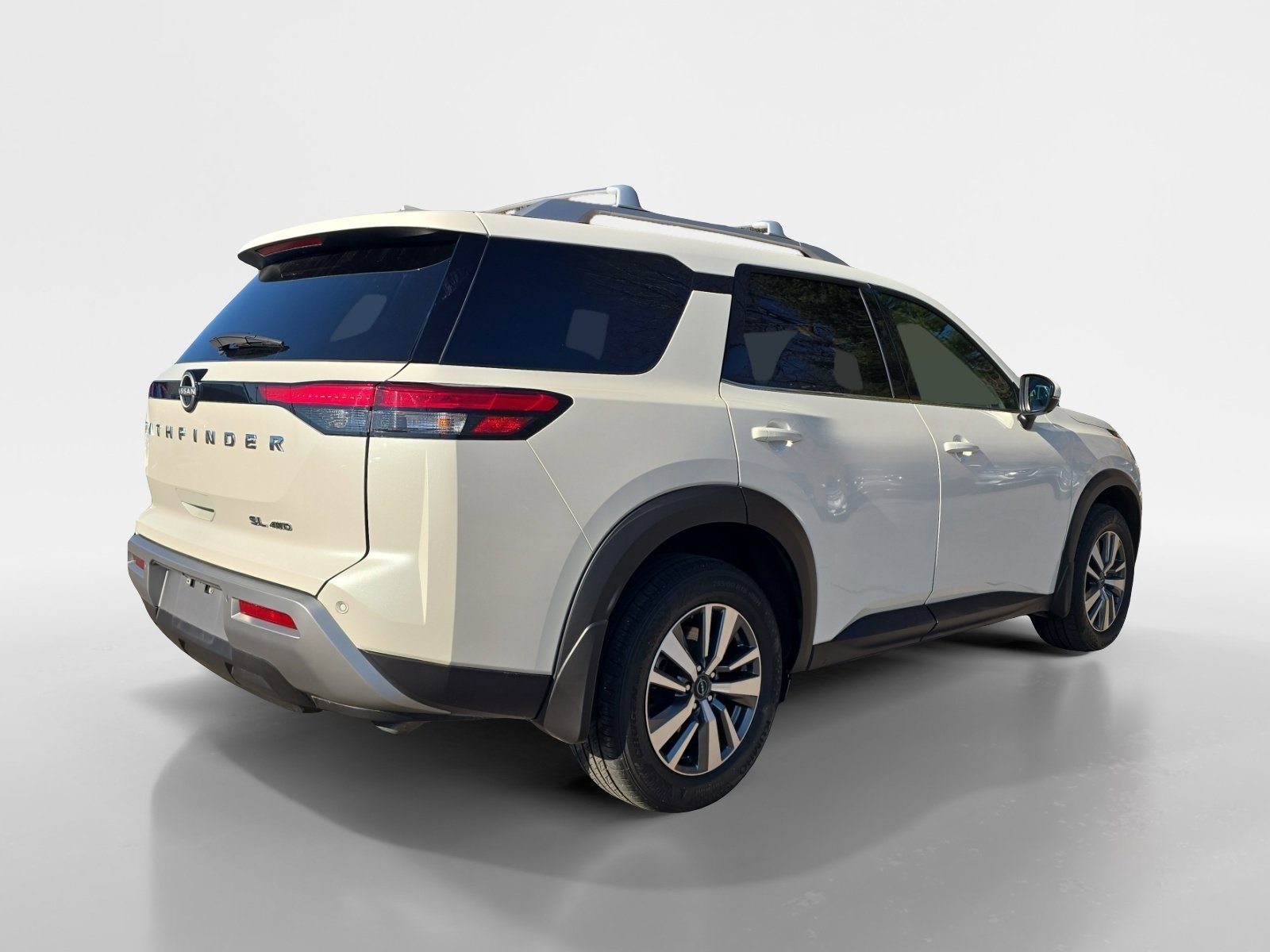 Certified 2024 Nissan Pathfinder SL AWD/4WD image 5