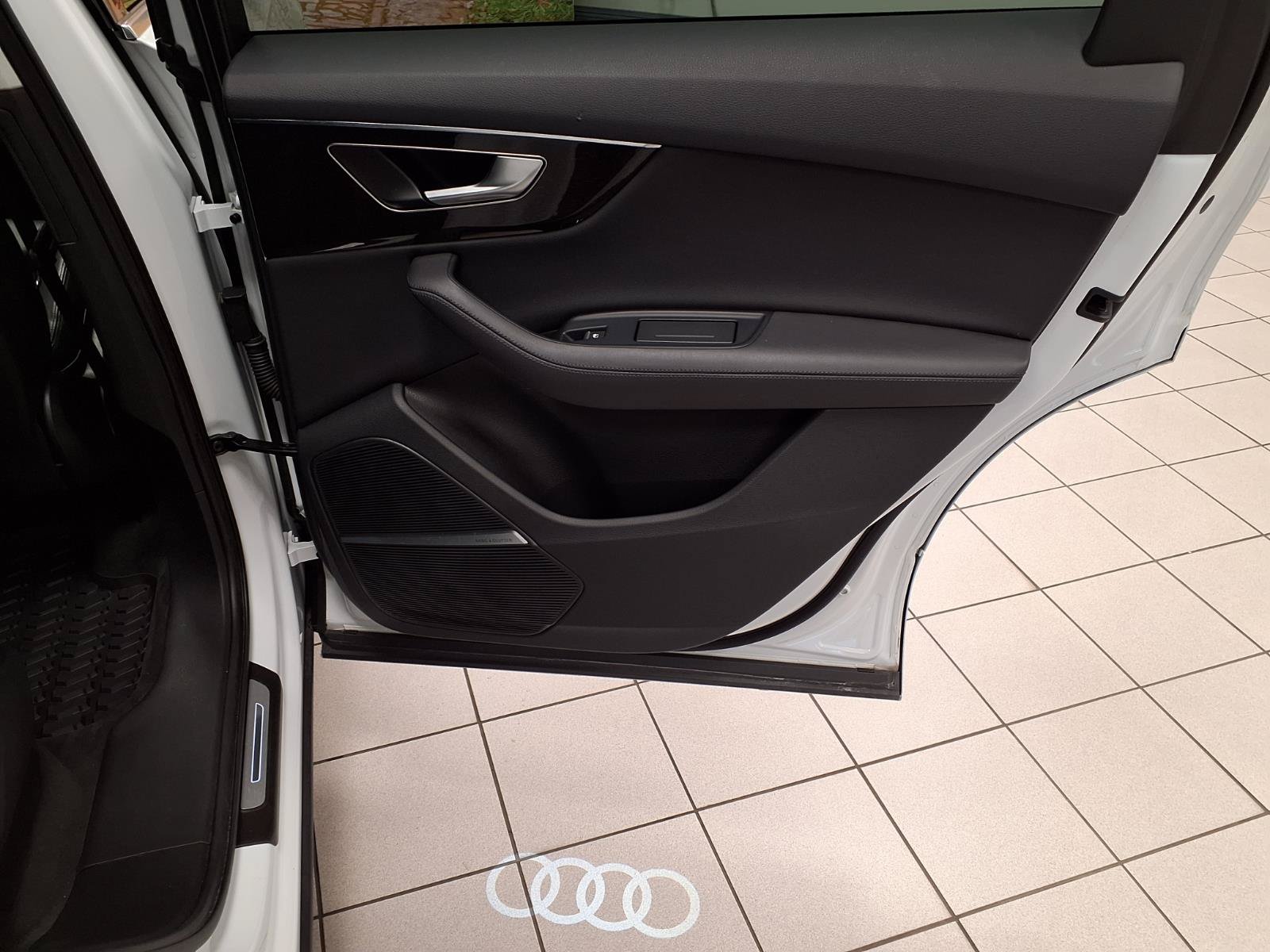 Used 2023 Audi Q7 3.0T Premium Plus AWD/4WD image 14