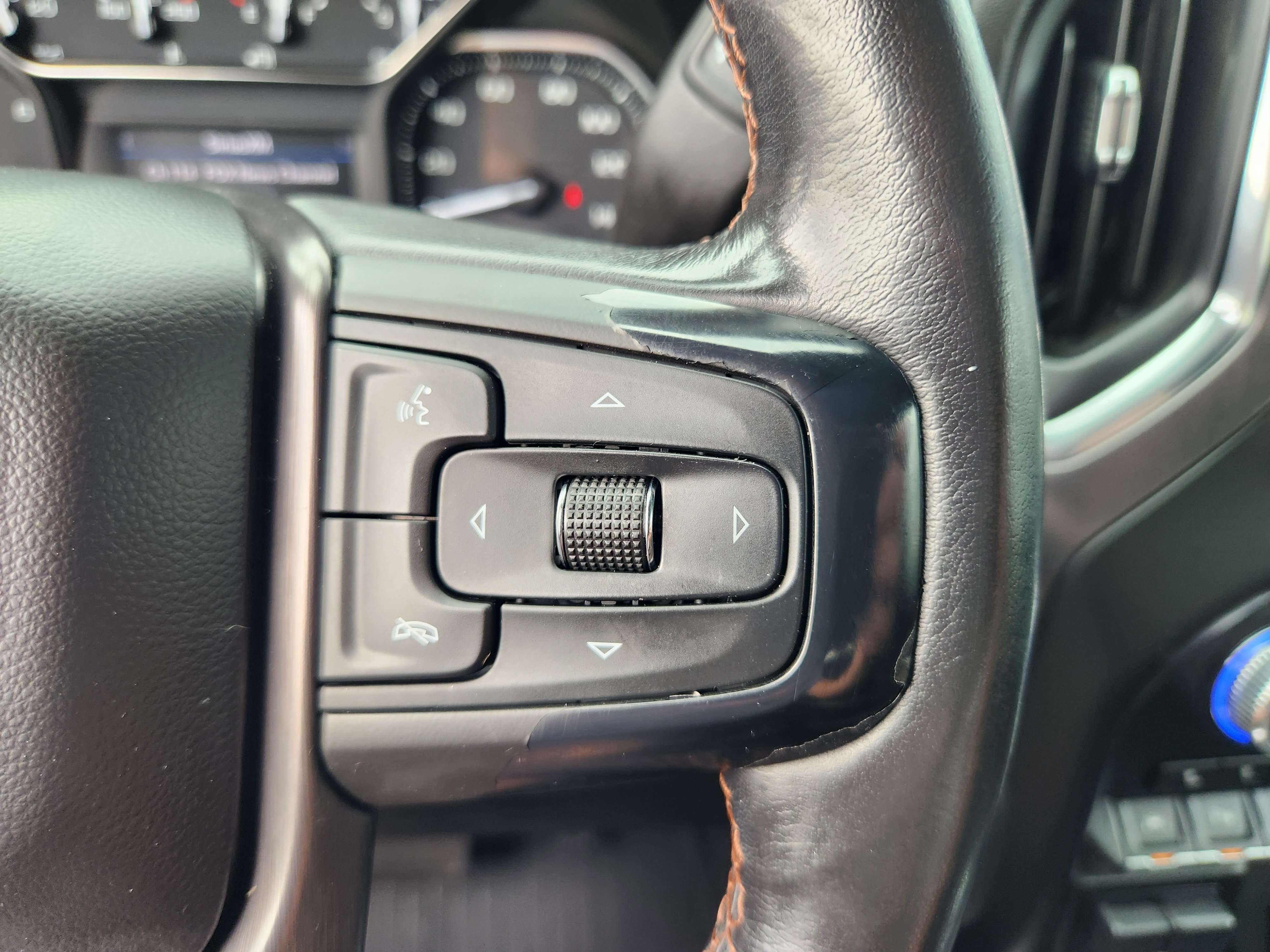Certified 2020 GMC Sierra 1500 AT4 w/ Driver Alert Package II AWD/4WD image 29