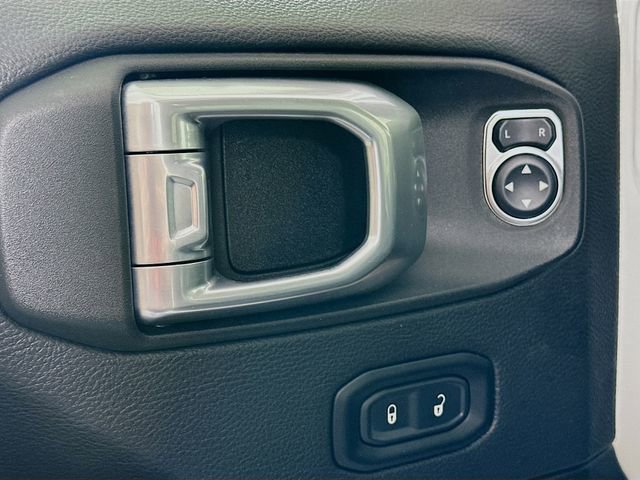 Used 2021 Jeep Wrangler Unlimited Sahara w/ Cold Weather Group image 18