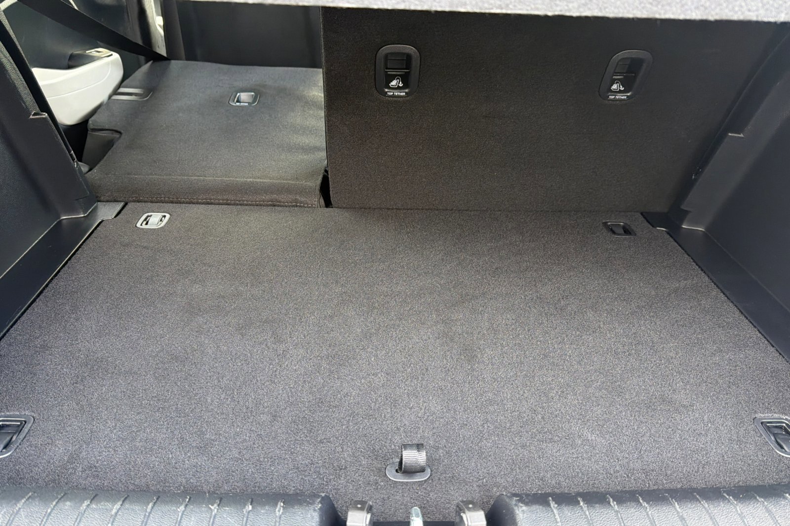 Used 2025 Hyundai Venue SEL image 14