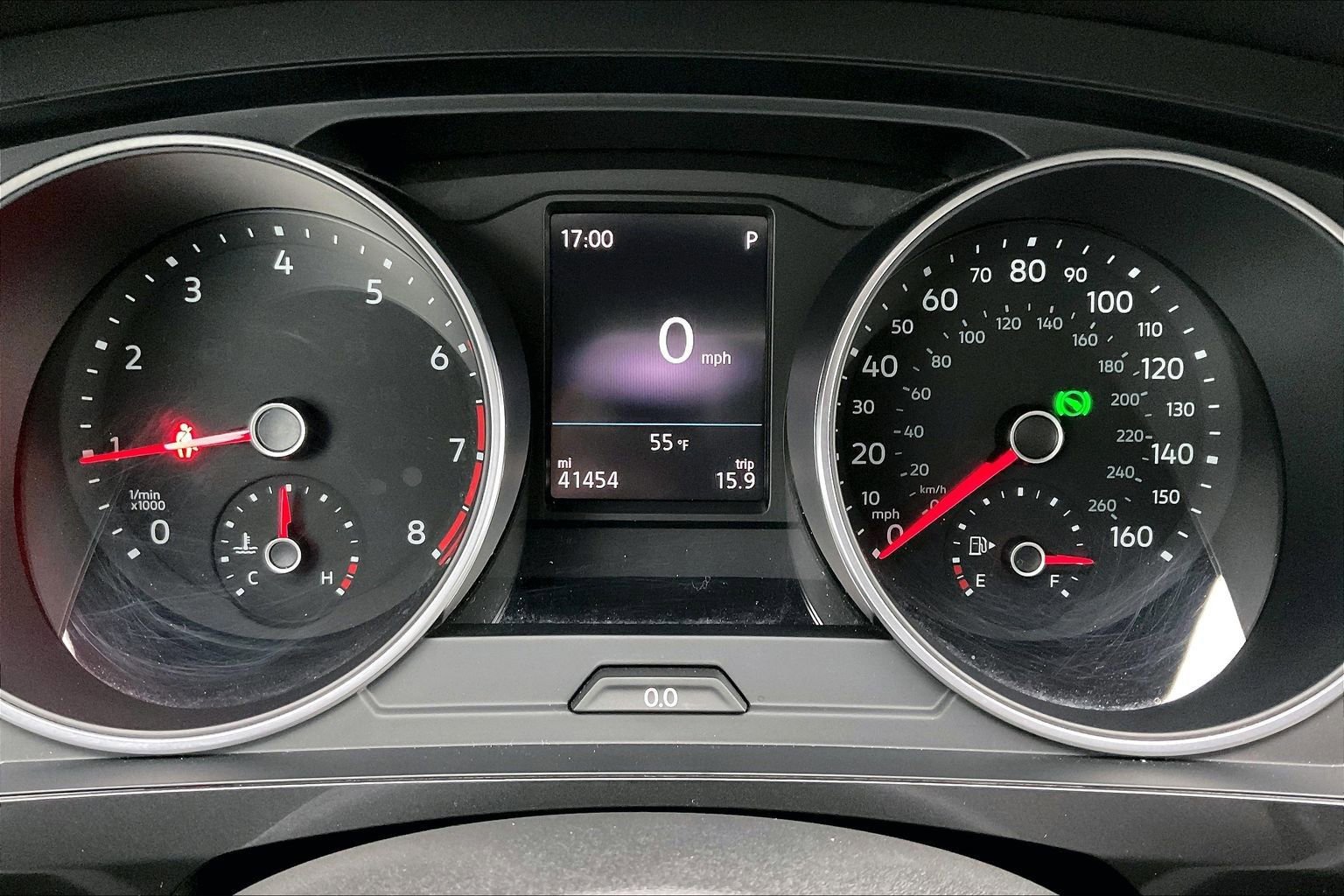 Used 2019 Volkswagen Tiguan SE image 12