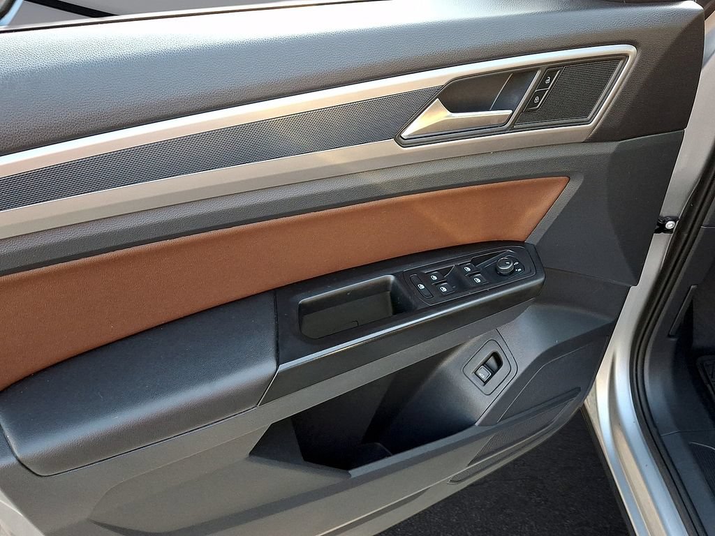 Used 2021 Volkswagen Atlas SE FWD image 16