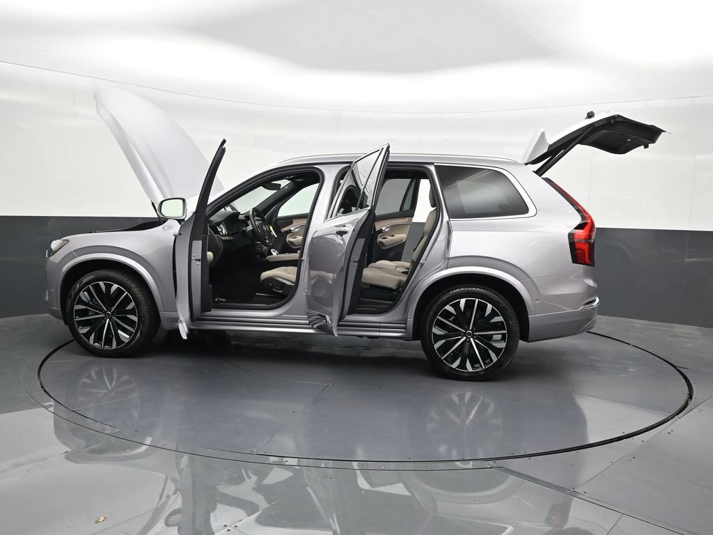 New 2026 Volvo XC90 B6 Plus w/ Protection Package Premier AWD/4WD image 41