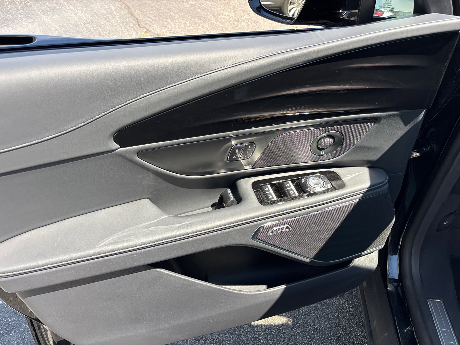 New 2026 Lincoln Nautilus Reserve w/ Jet Appearance Package AWD/4WD image 11