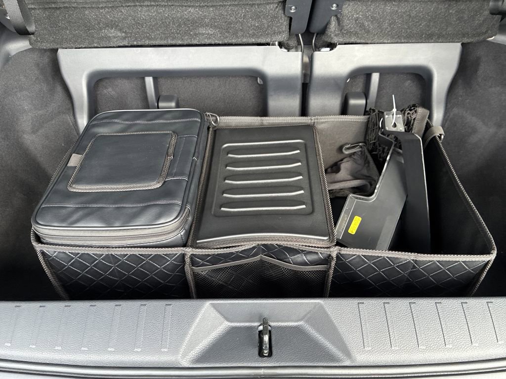 New 2026 Toyota Sienna XLE FWD image 32