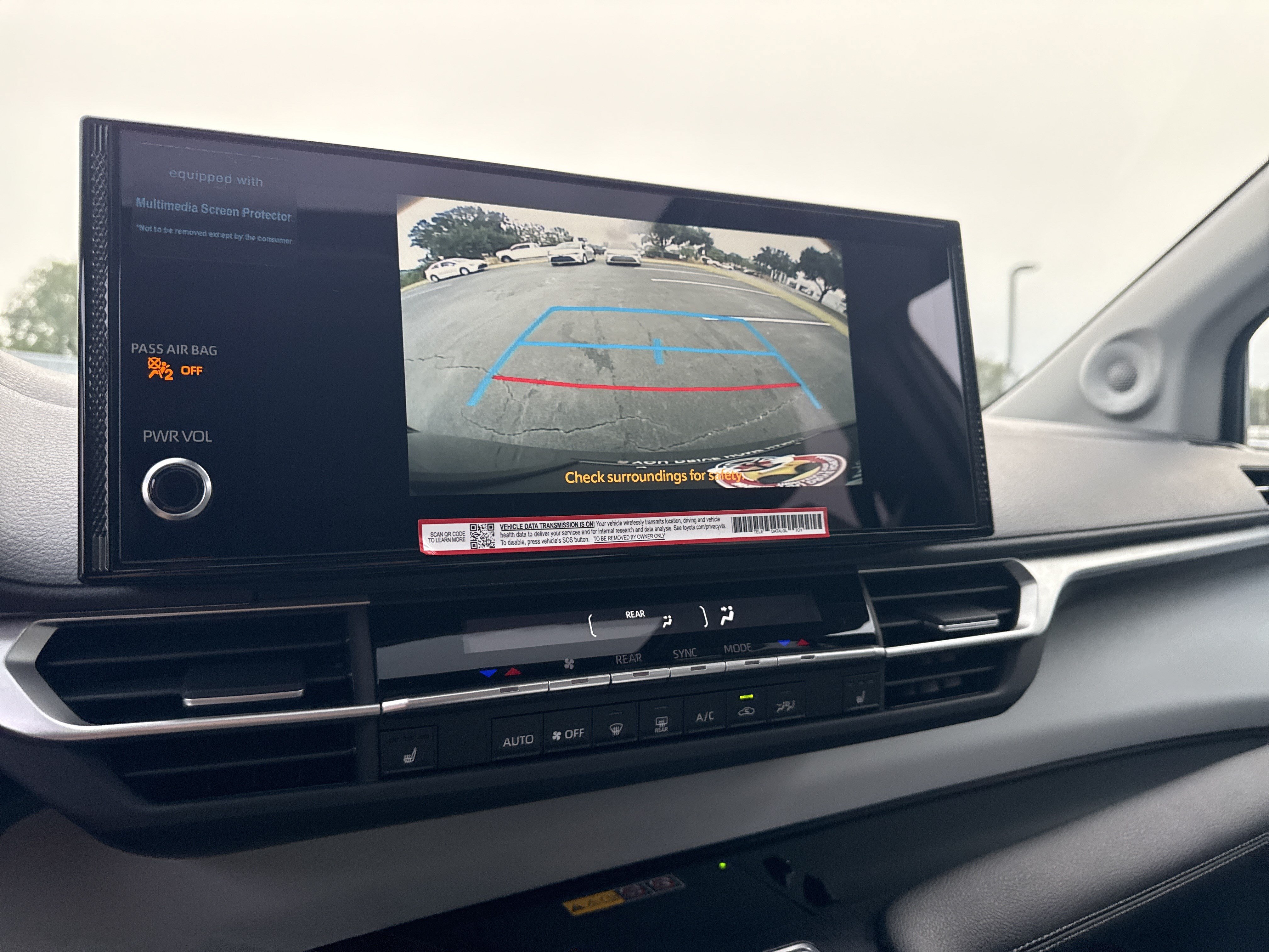 New 2025 Toyota Sienna XLE w/ XLE Plus Package FWD image 21