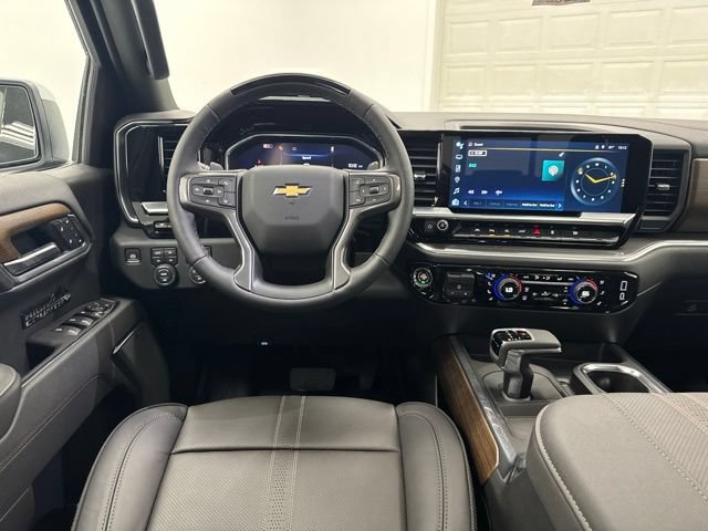 New 2026 Chevrolet Silverado 1500 High Country w/ Technology Package AWD/4WD image 26