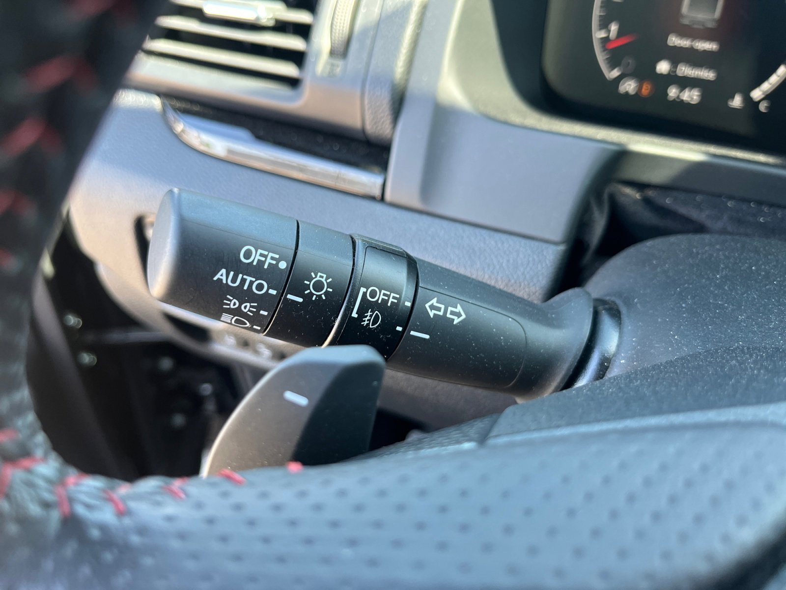 Used 2025 Honda Ridgeline Black Edition image 12